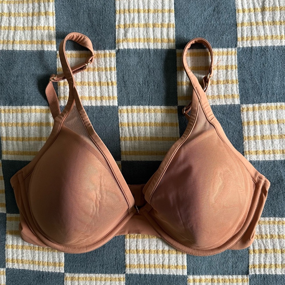 SALE 🎉 ThirdLove Classic Contour Plunge Bra